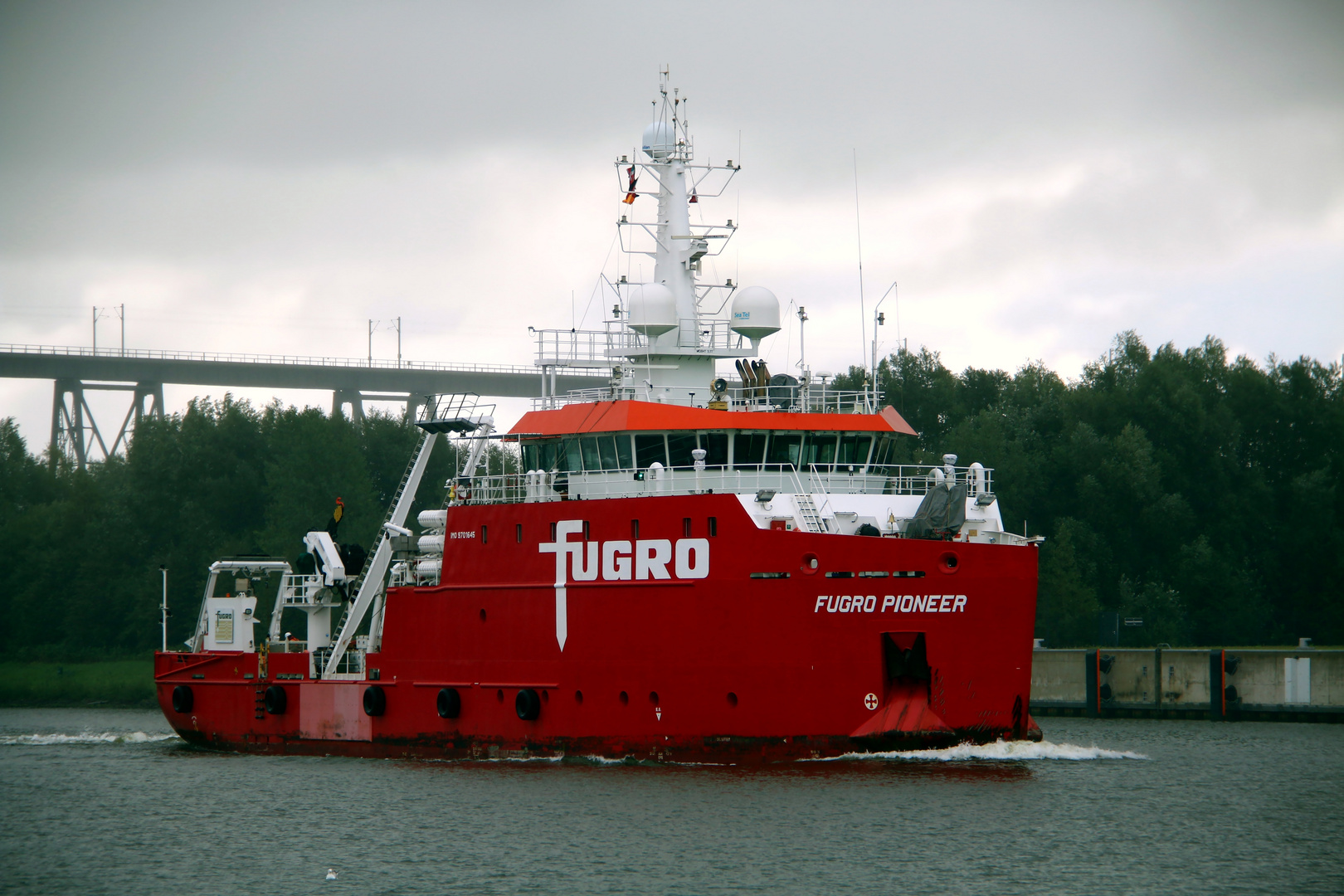 Fugro Pioneer