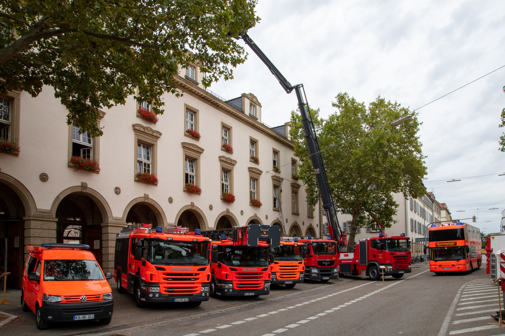 Fuhrpark Feuerwehr Karlsruhe