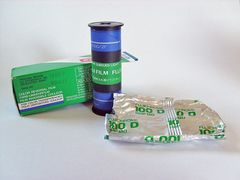 FUJICHROME 100 D