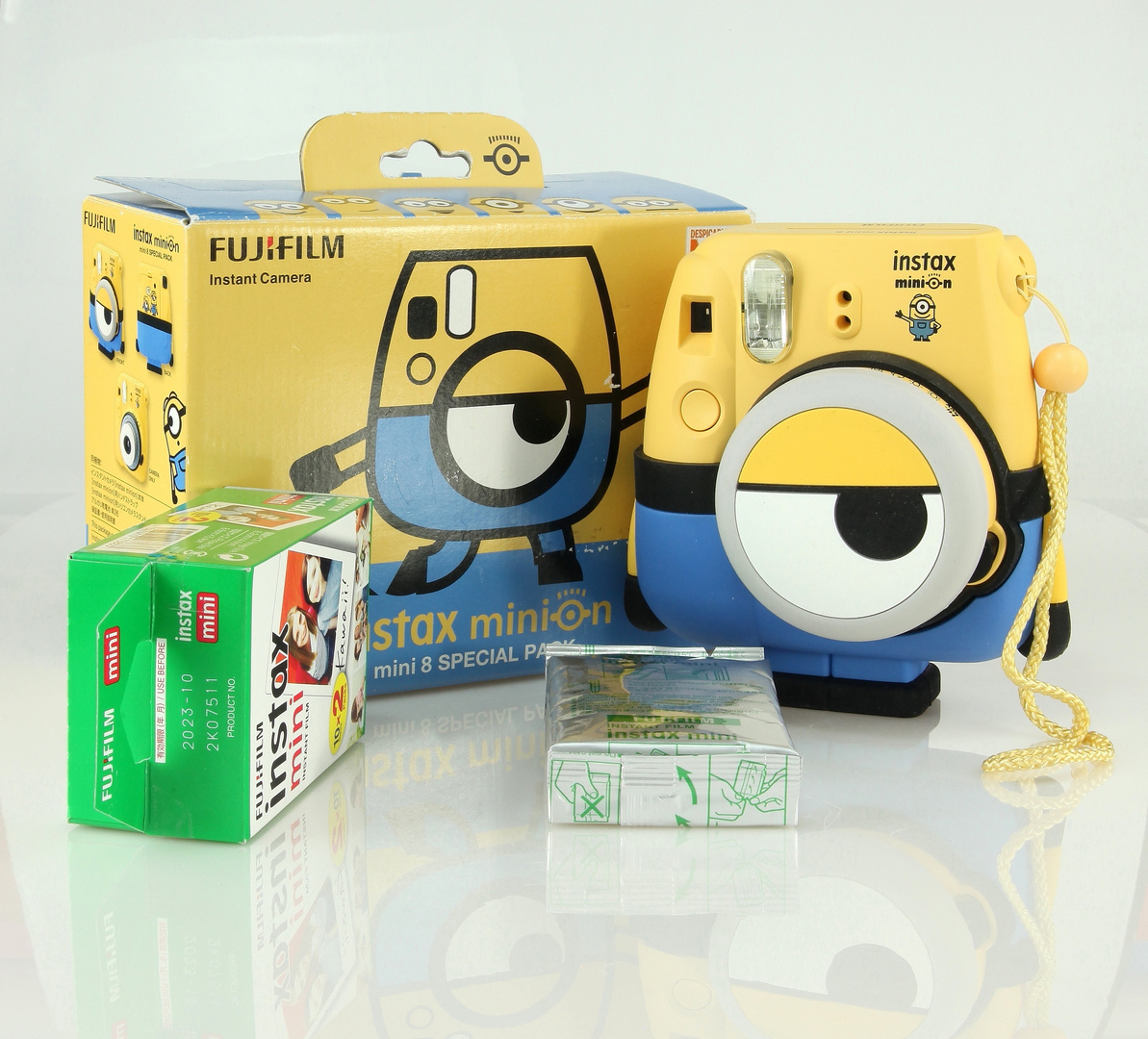 FUJIFILM Instax 'minion'