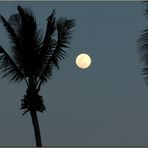 Full moon am Strand...