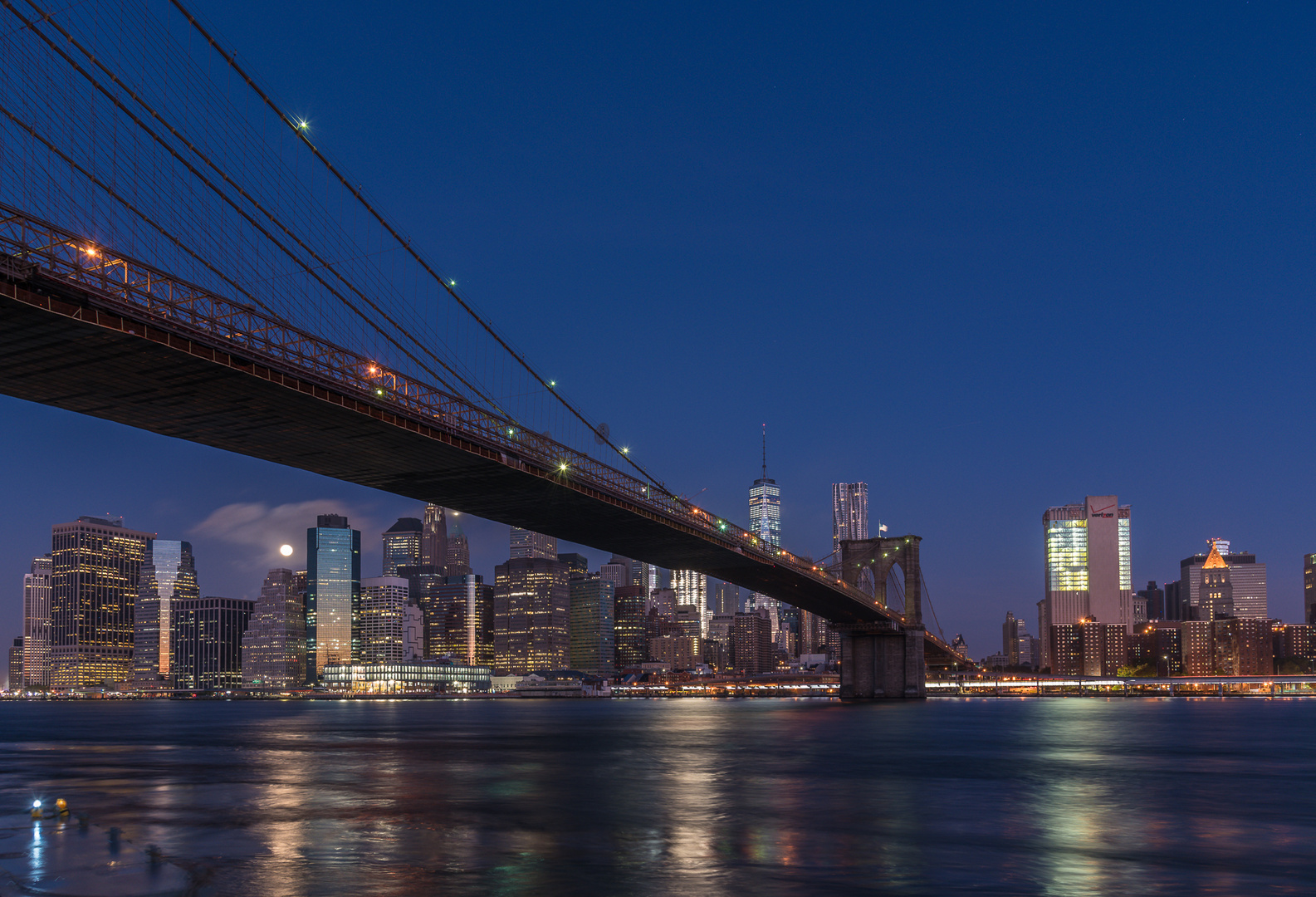 full moon over Manhattan - Brooklyn Bridge