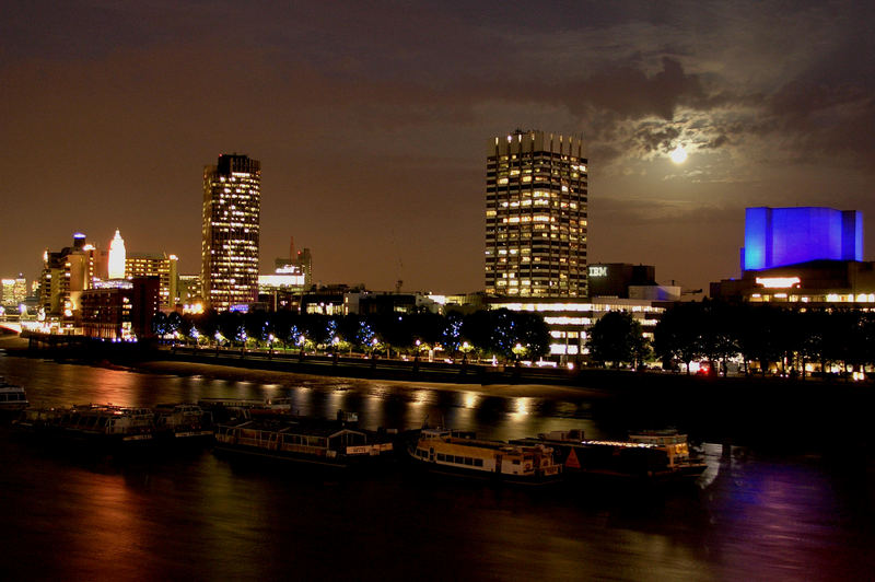 Full Moon over Southbank