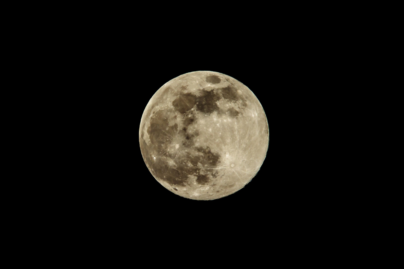 Full Moon @ Perigee