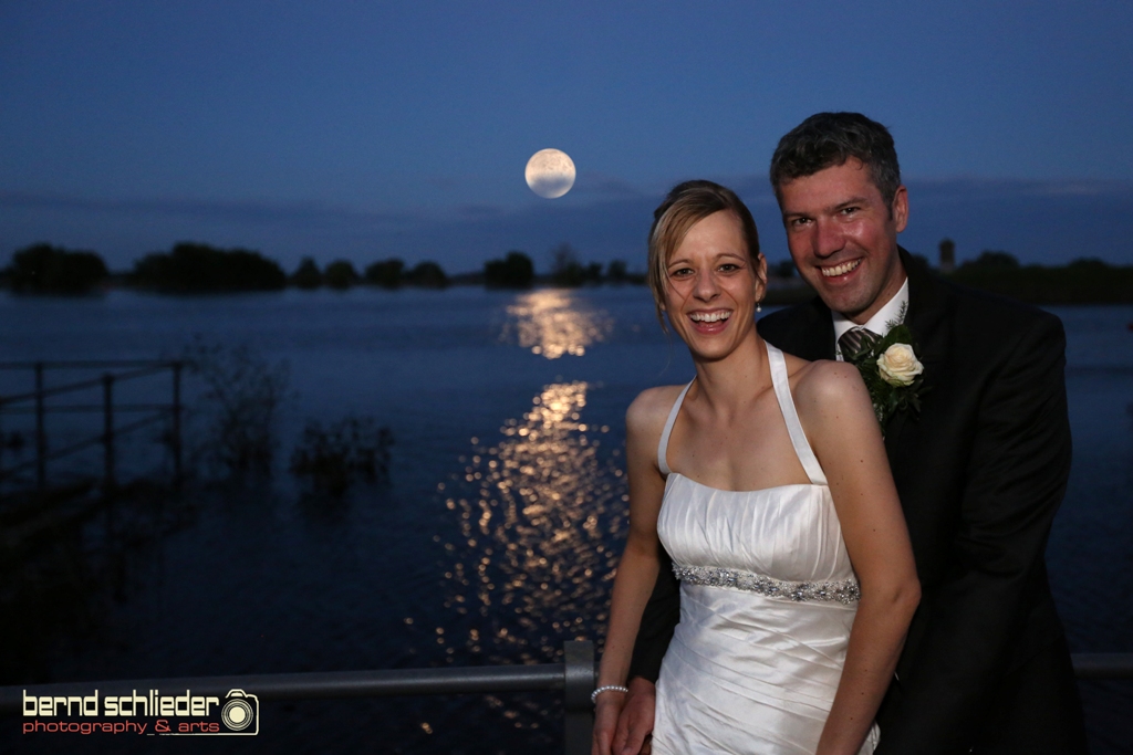 full moon wedding