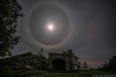 FullMoonHalo