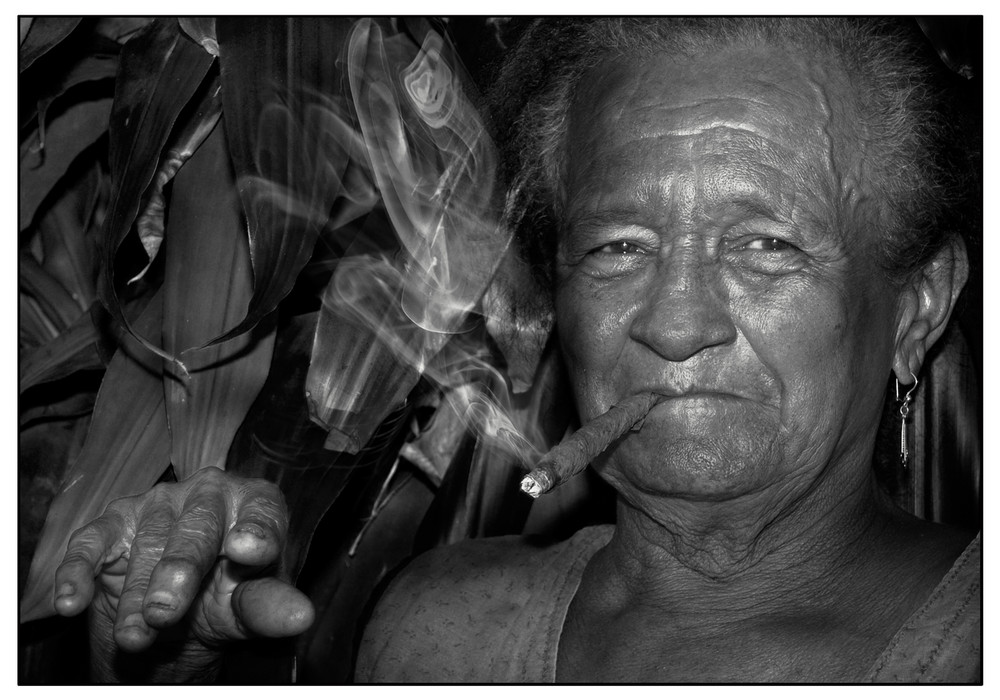 Fumando, Pampatar, Margarita, Venezuela