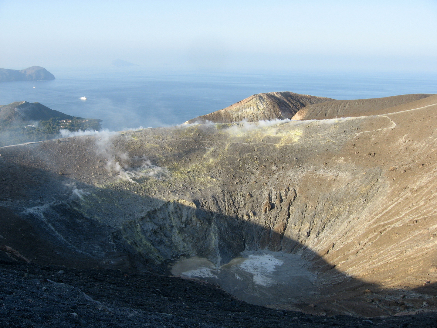 fumarole sul vulcano