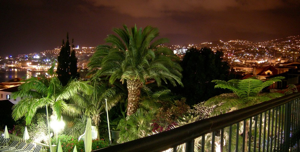 Funchal bei Nacht