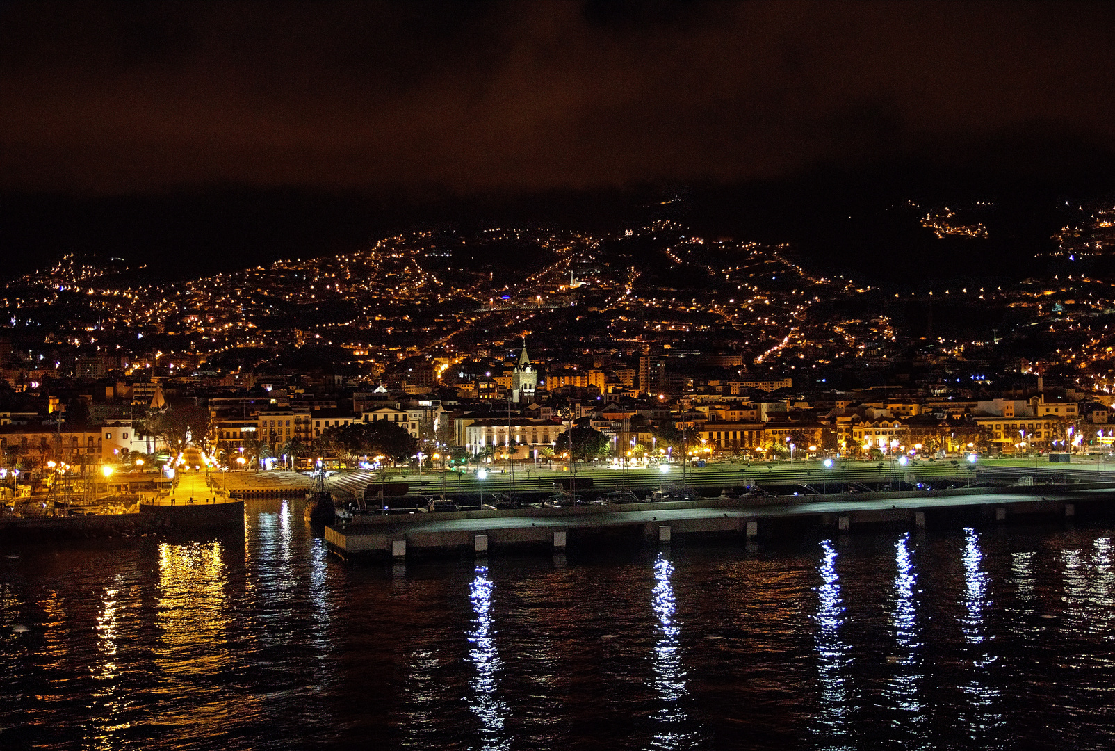 Funchal bei Nacht