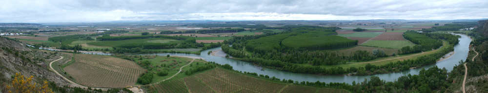 funes - rio arga y aragon