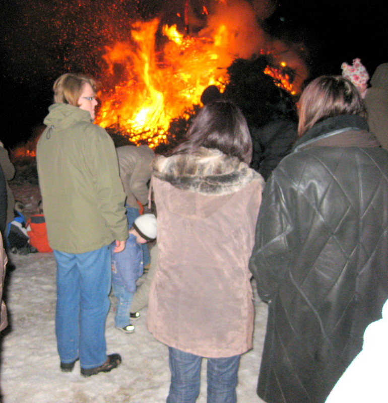 Funkenfeuer in Oflings / Christbaum ade!