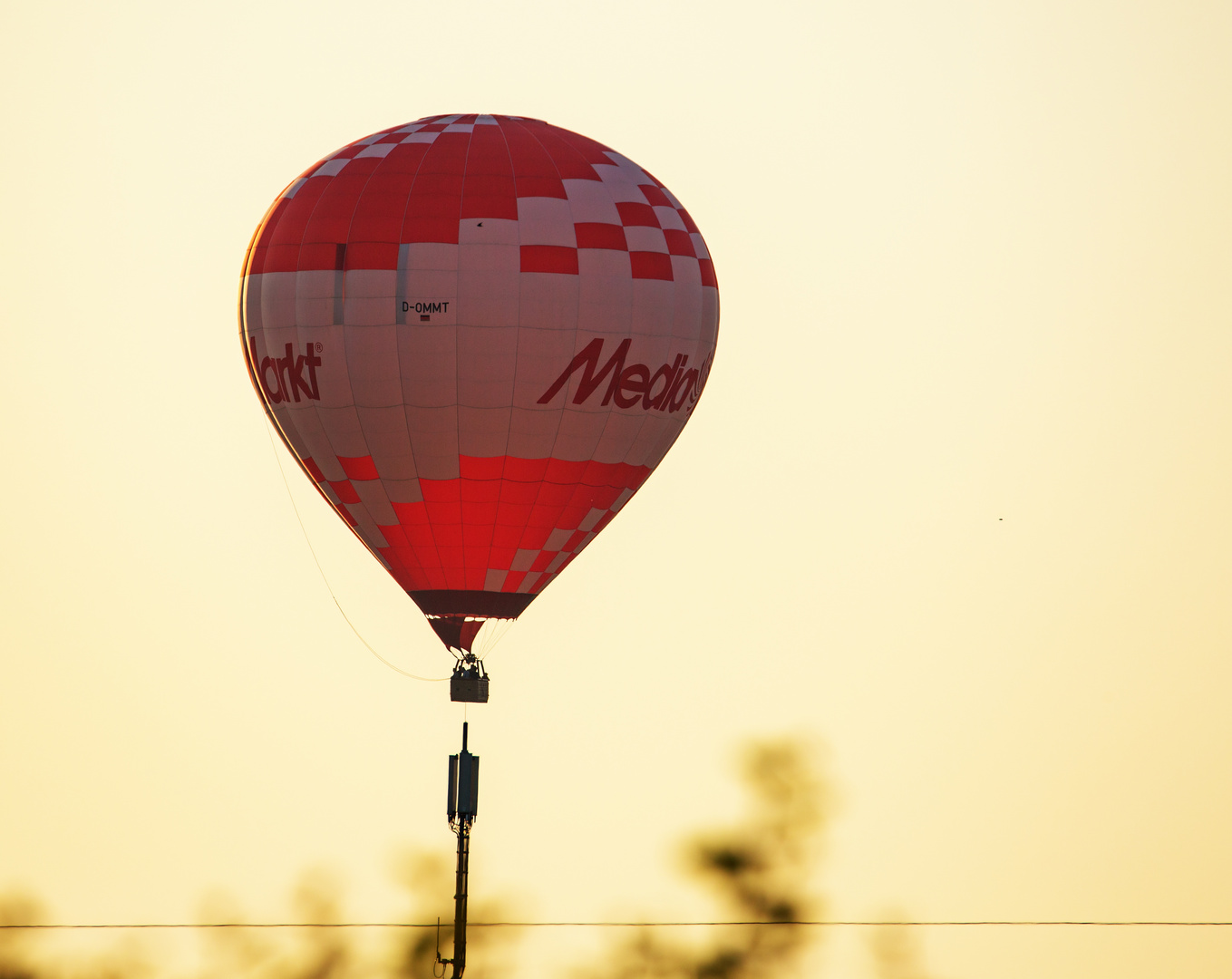 funkmast mit Balon