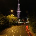 Funkturm bei Nacht