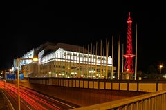 Funkturm, ICC und Stadtautobahn A 100 beim Festival of Lights.