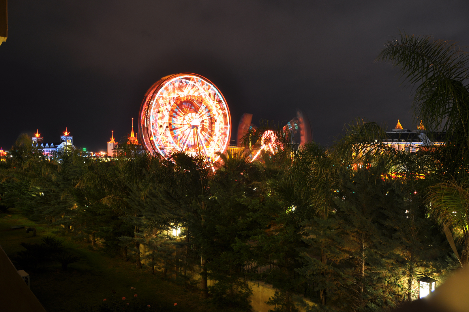 Funpark - Giant Wheel - Side, Turkey