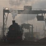 Fushun Special Steelworks V - Nebel, Smog und Dampf