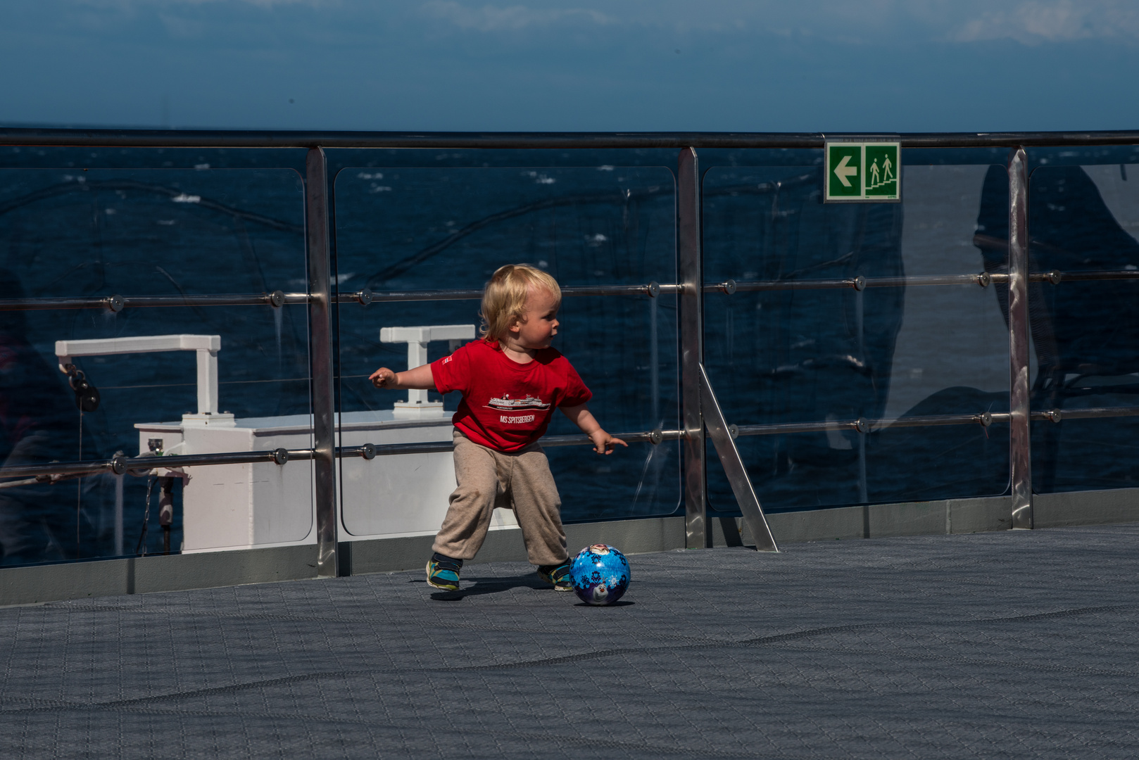 Fußball an Bord                   DSC_2746-2