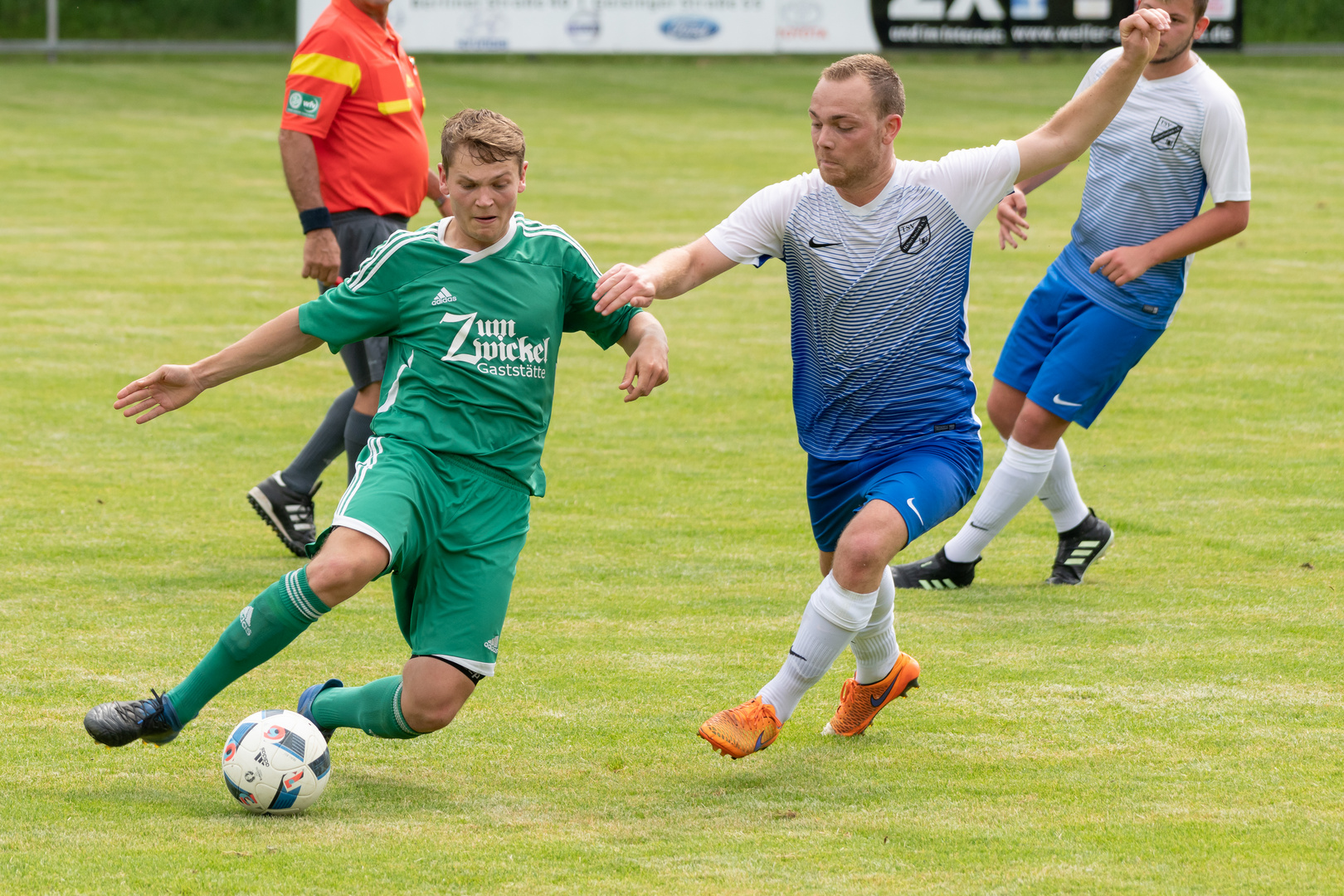 Fussball: Athletisch und Dynamisch.