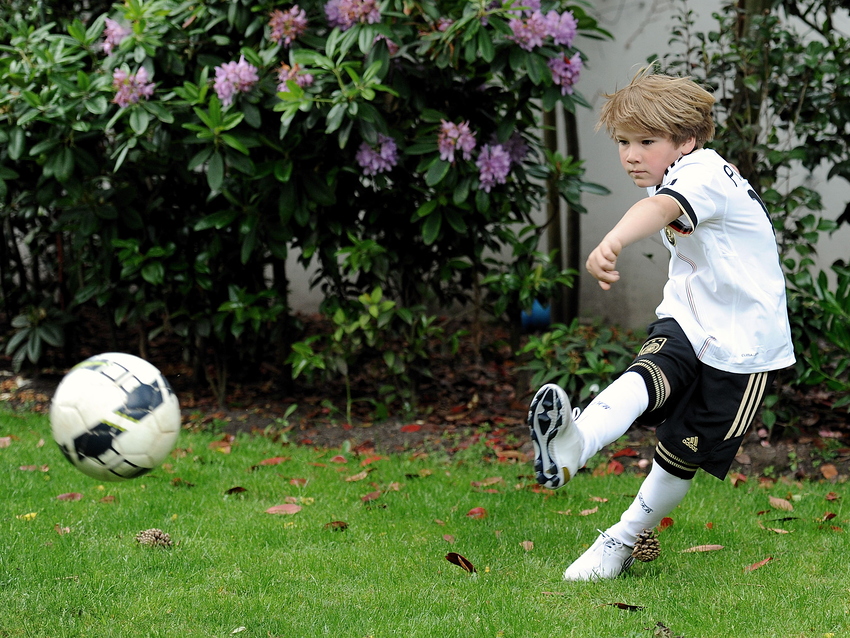 "Fussball ist unser Leben ..."