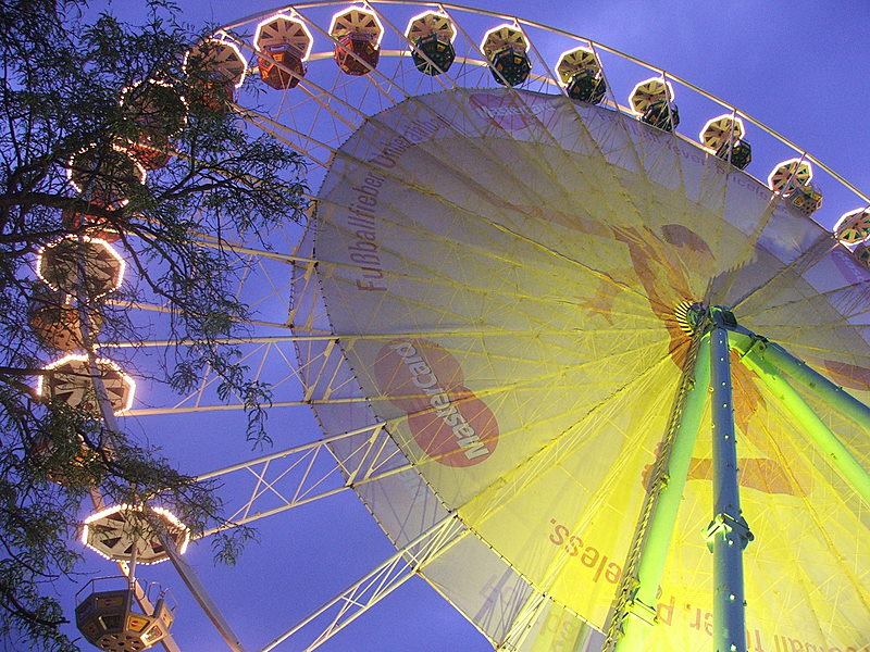 Fußball -WM -Riesenrad in Frankfurt