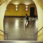 Fußballtraining im S-Bahnhof II