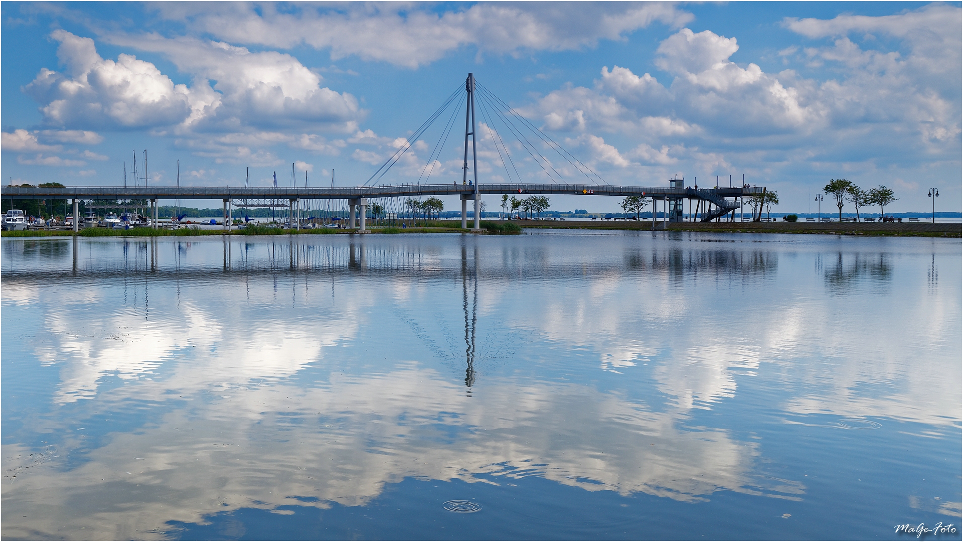 Fussgängerbrücke