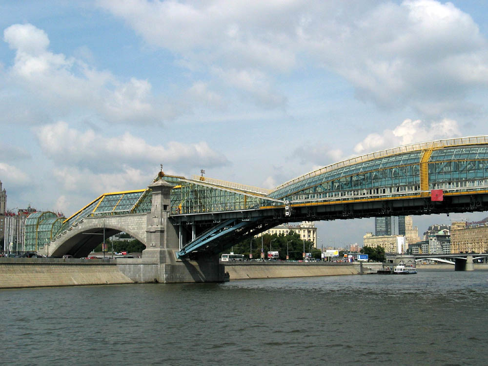 Fußgängerbrücke