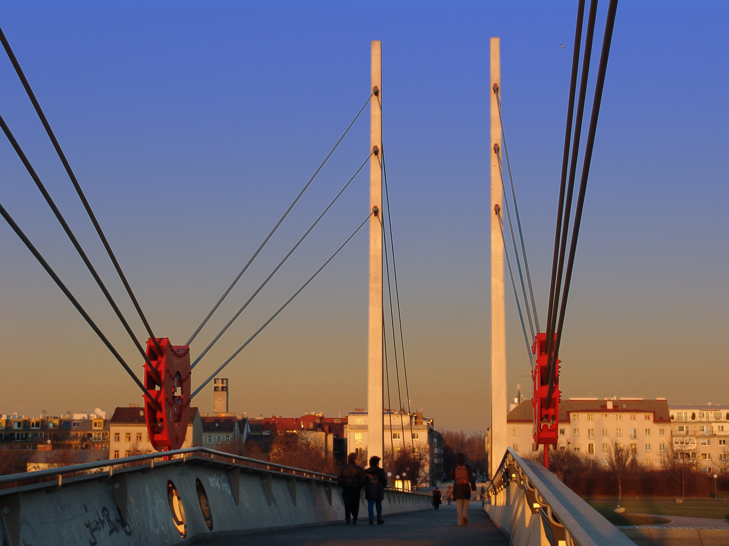 Fußgängerbrücke