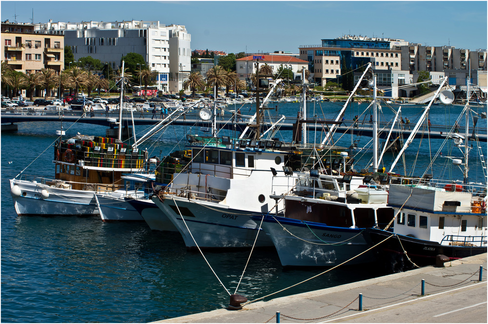 Fußgängerbrücke Hafen Zadar