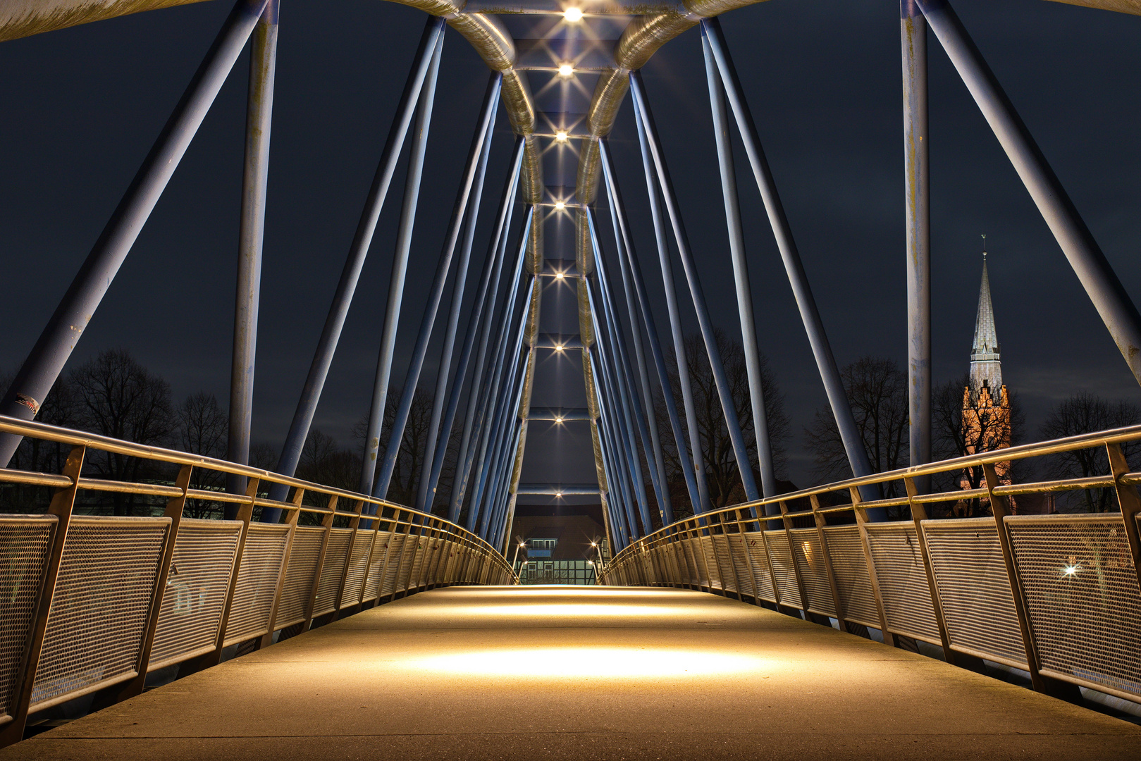 Fußgängerbrücke in Nienburg 