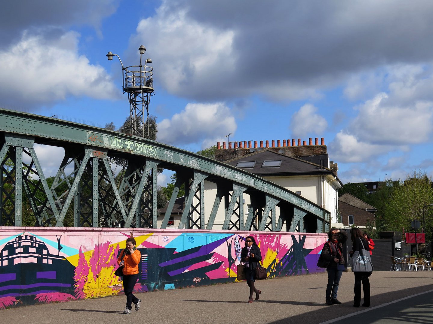 Fußgängerbrücke nahe Primrose Hill