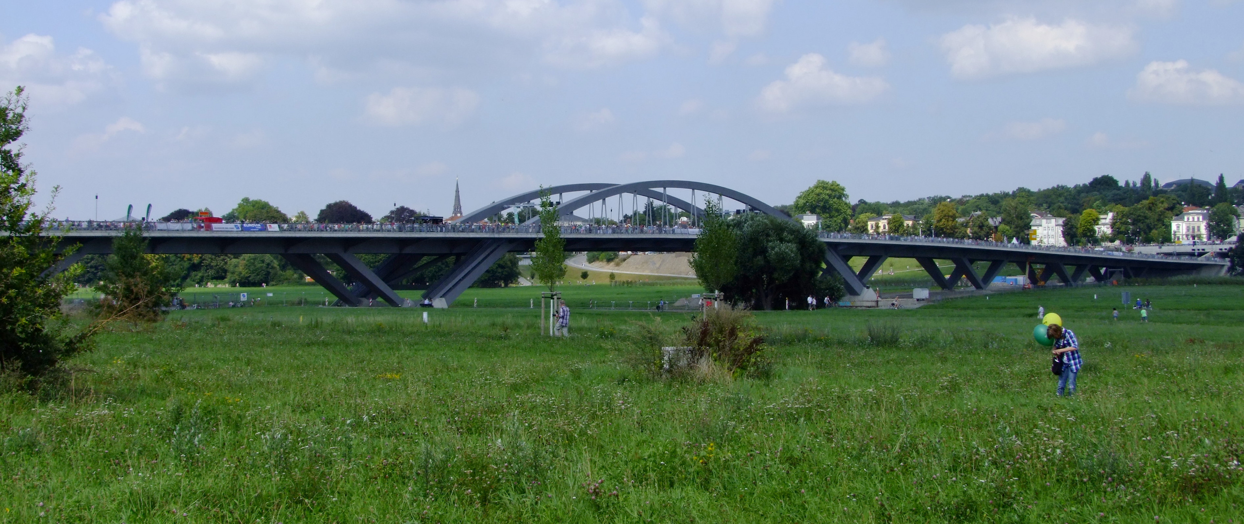 Fussgängerbrücke (nur am 24./25.08.2013)