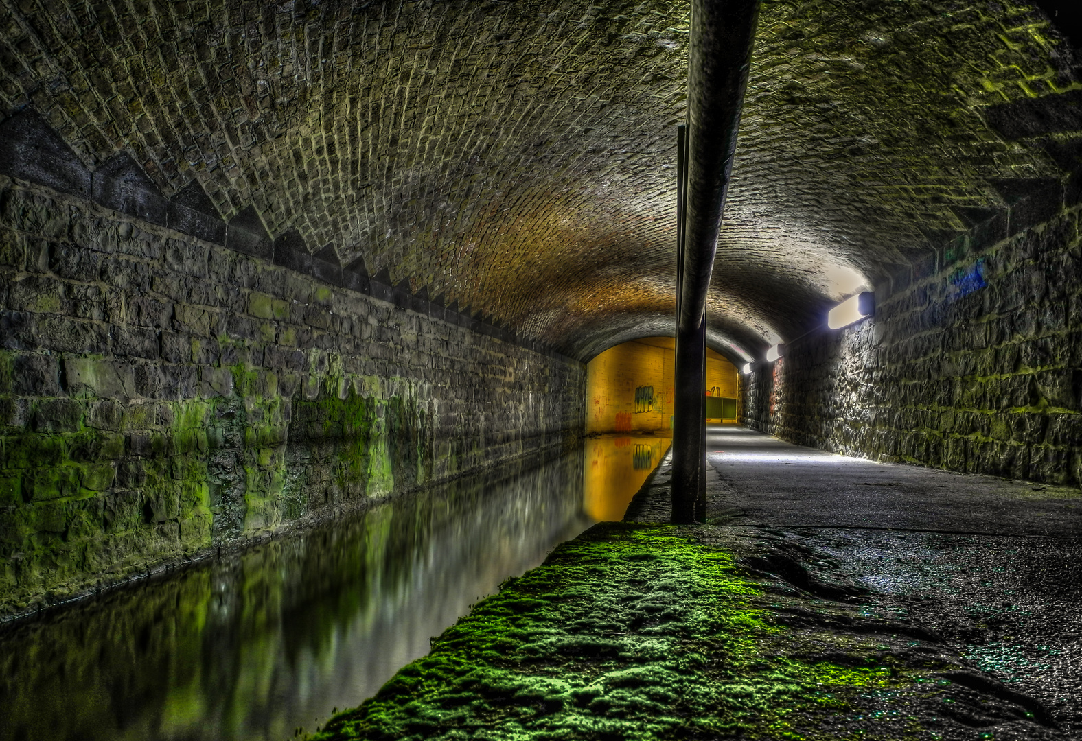 "Fußgängertunnel"