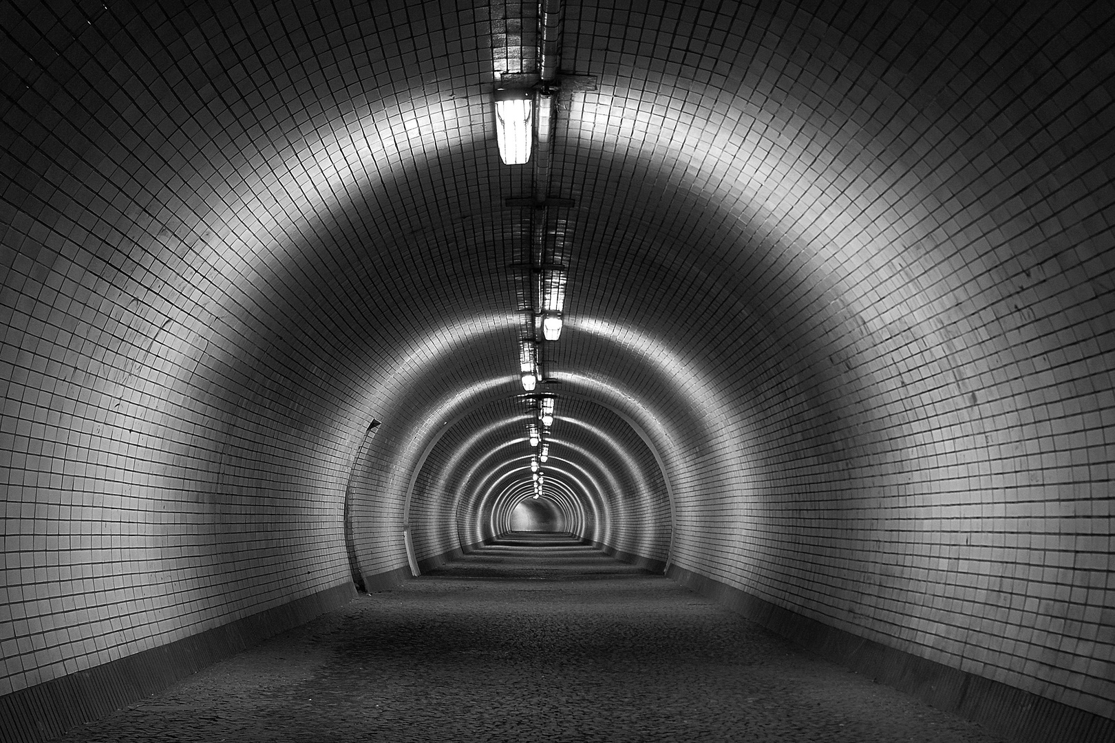 Fußgängertunnel in Prag