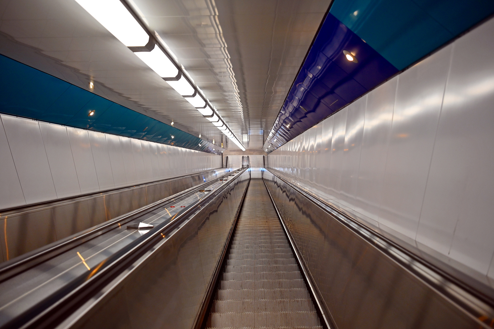 Fußgängertunnel Rendsburg unter dem Nord-Ostsee-Kanal