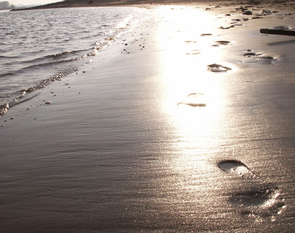 fußspuren am strand