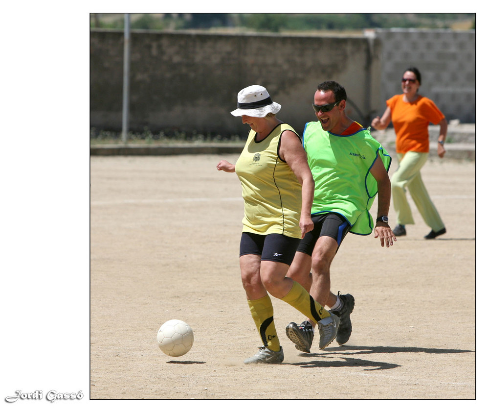 Fútbol mixto... y alegría