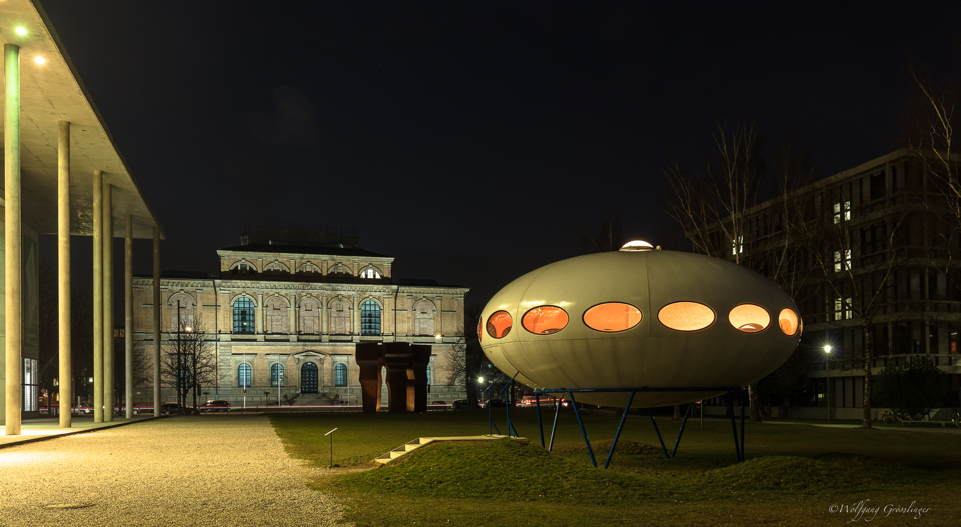 FUTURO. A Flying Saucer in Town