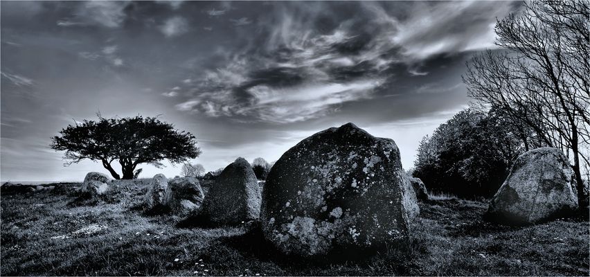 G Ö T T E R D Ä M M E R U N G