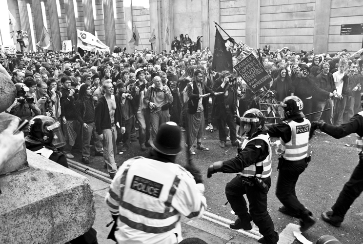 G20 RIOTS 2009_001