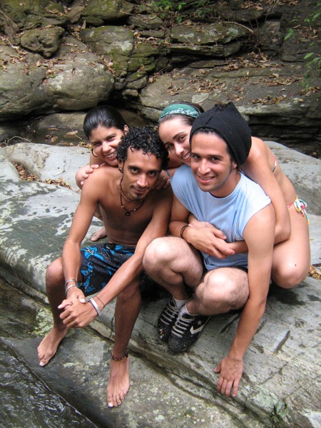 Gabriela, Cristine, Abelardo y José Gregorio