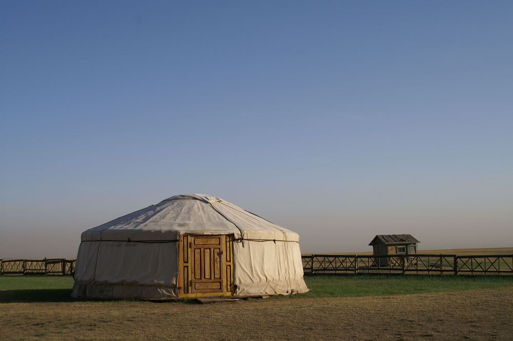 Gästejurte in einem Camp