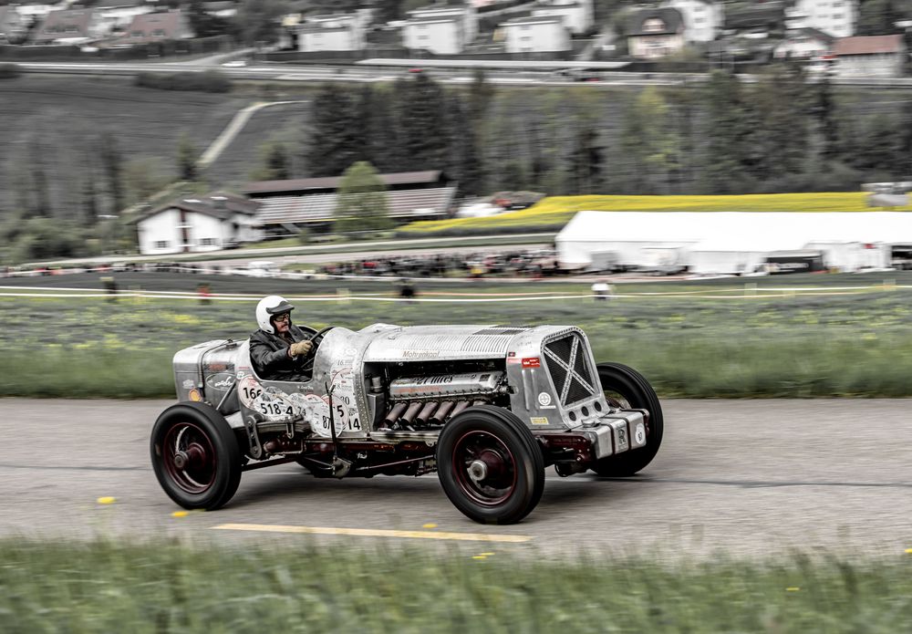 Gaggenau Rolls Royce  in Fahrt