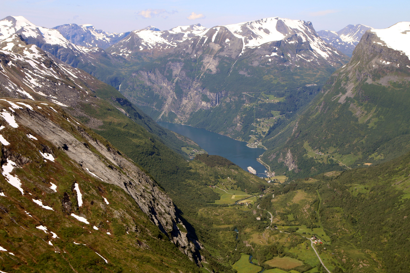 Gairanger-Fjord in ganzer Pracht