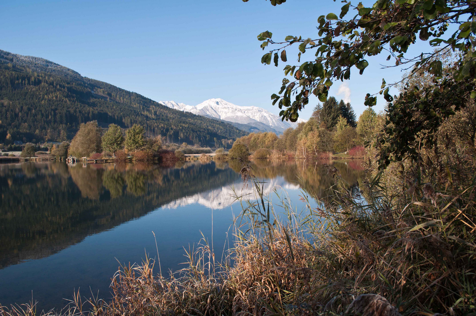 Gaishorner See in der Steiermark im Spätherbst