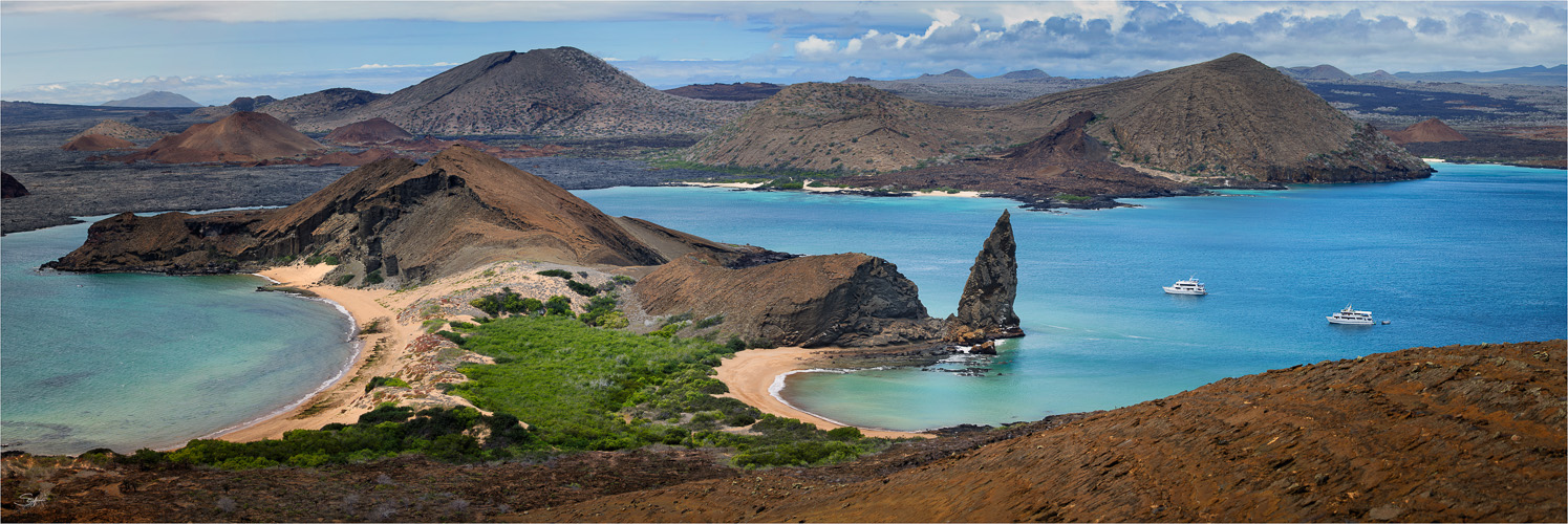 Galapagos [06] – Pinnacle Rock