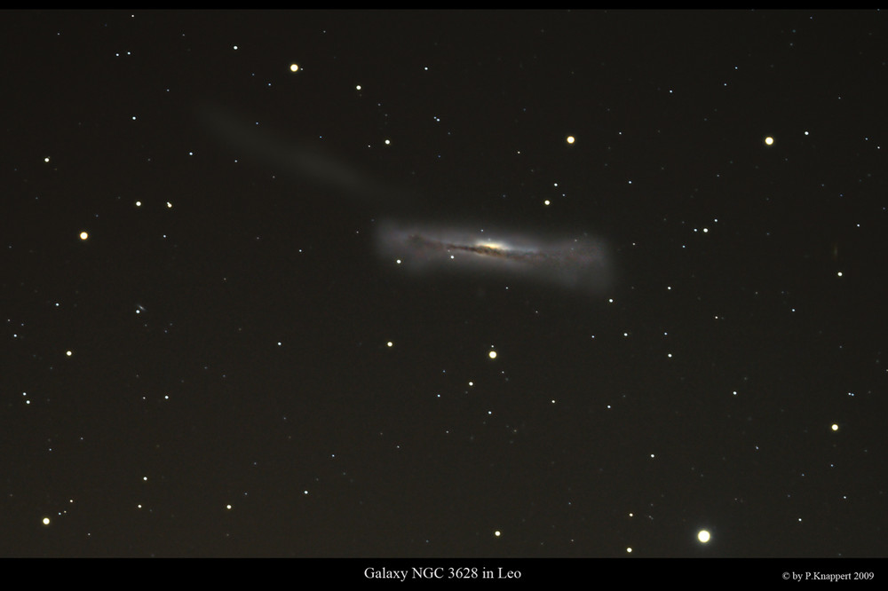 Galaxie NGC3628