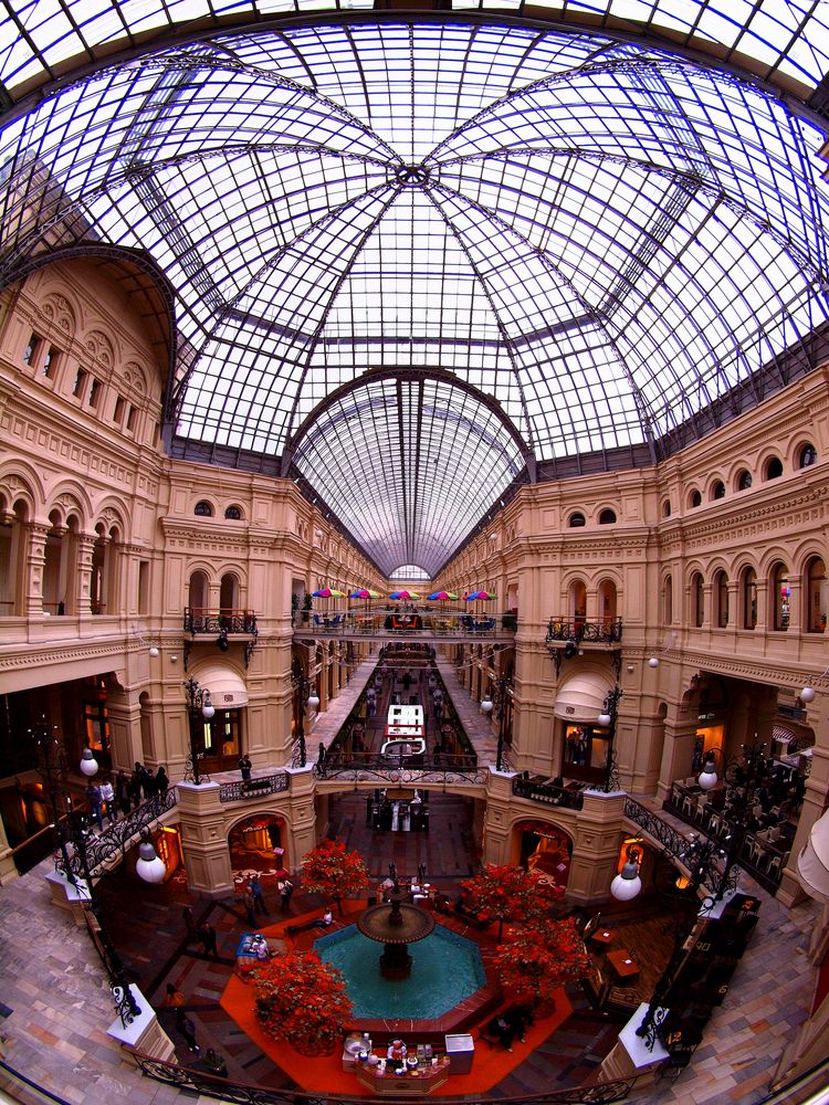 GALERIA GUM ( Plaza Roja de Moscú- Rusia )