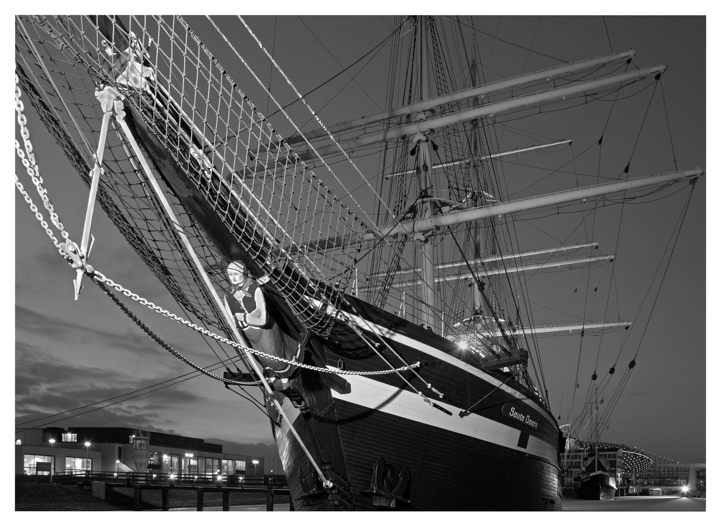 Galionsfigur der Bark-- Seute Deern --Museumshafen Bremerhaven am 4.2.2012